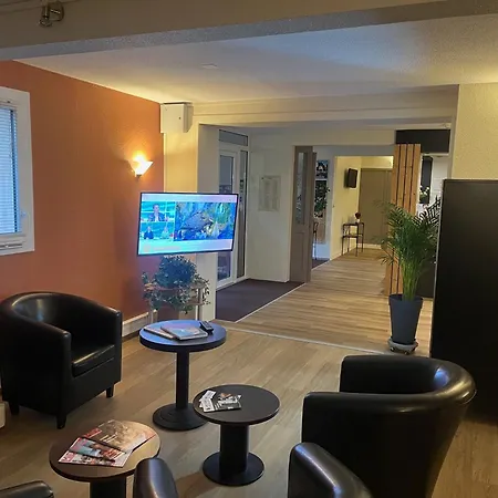 Brit Hotel Confort Deltour Mende-3